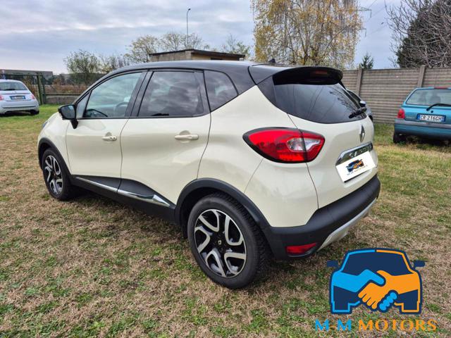 RENAULT Captur usata, con Autoradio
