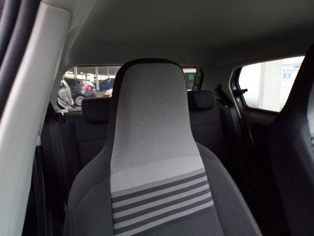 VOLKSWAGEN e-up! usata 64