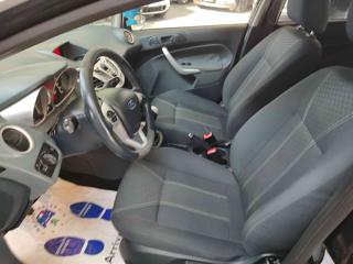 FORD Fiesta usata, con Lettore CD