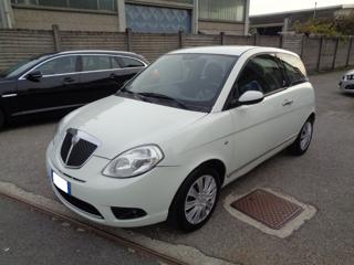 LANCIA Ypsilon usata, con Airbag