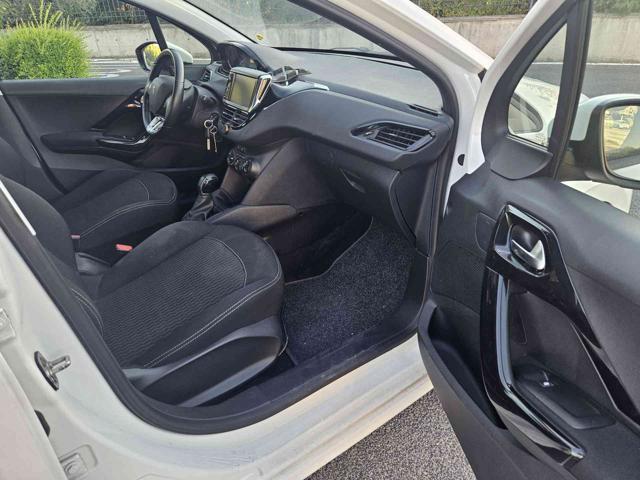 PEUGEOT 208 usata, con Controllo trazione