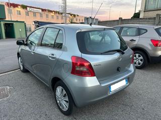 TOYOTA Yaris usata, con Airbag laterali