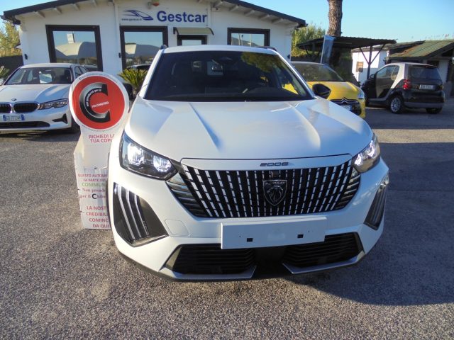 PEUGEOT 2008 usata, con Autoradio