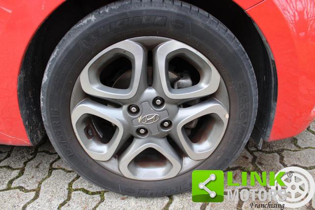 HYUNDAI i20 usata, con USB