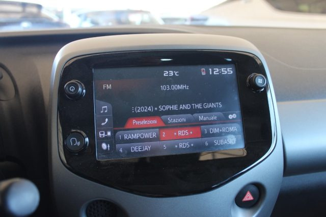 TOYOTA Aygo usata, con Telecamera per parcheggio assistito