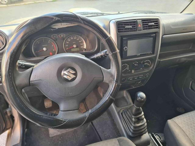 SUZUKI Jimny usata, con Servosterzo