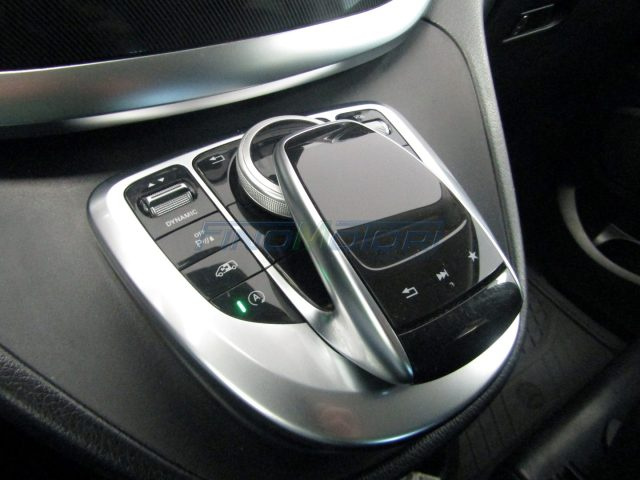 MERCEDES-BENZ V 200 usata, con Servosterzo