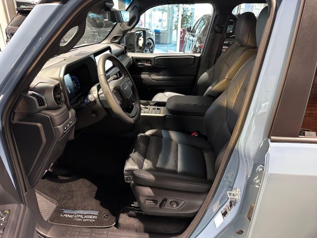 TOYOTA Land Cruiser usata, con Chiusura centralizzata