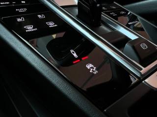 PORSCHE Cayenne usata, con Trazione integrale