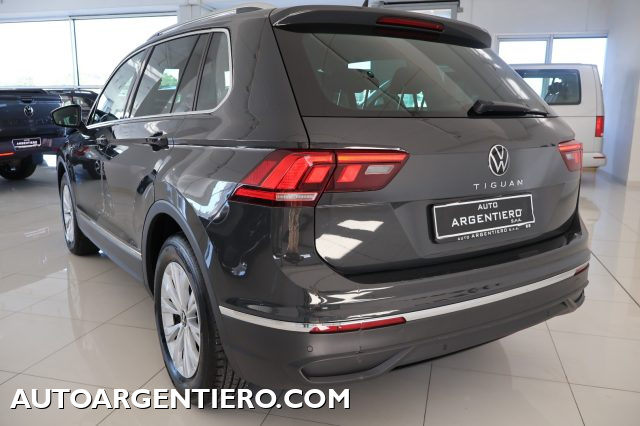 VOLKSWAGEN Tiguan usata, con Airbag laterali