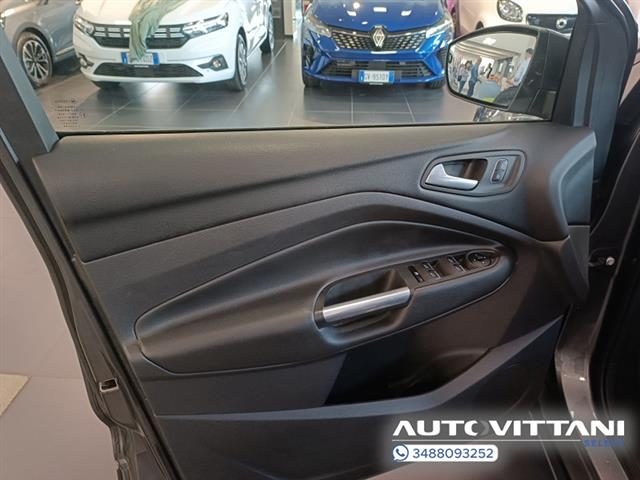 FORD Kuga usata, con Touch screen