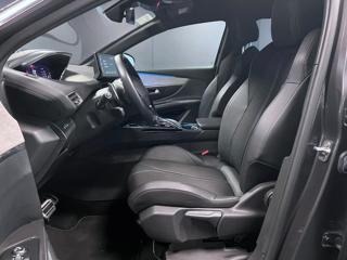 PEUGEOT 5008 usata, con Cerchi in lega