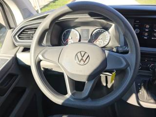 VOLKSWAGEN Transporter usata, con USB