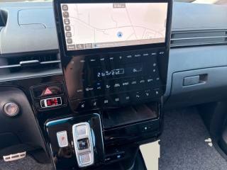 HYUNDAI Staria usata, con Cruise Control