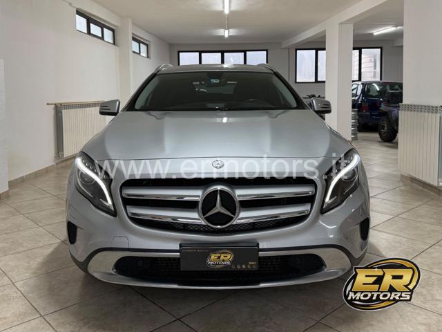 MERCEDES-BENZ GLA 220 usata, con Airbag