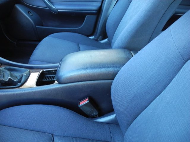 MERCEDES-BENZ C 220 usata 32