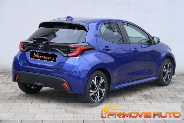 TOYOTA Yaris usata, con Cruise Control