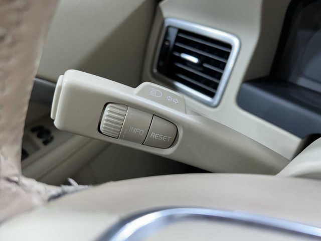 VOLVO XC70 usata 25
