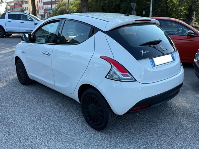 LANCIA Ypsilon usata, con Airbag