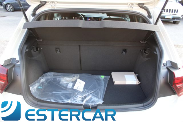 VOLKSWAGEN Polo usata, con Fari LED