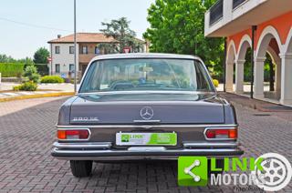 MERCEDES-BENZ 280 usata 3