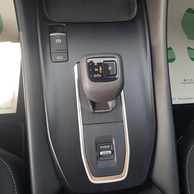 NISSAN Qashqai usata, con Luci diurne LED