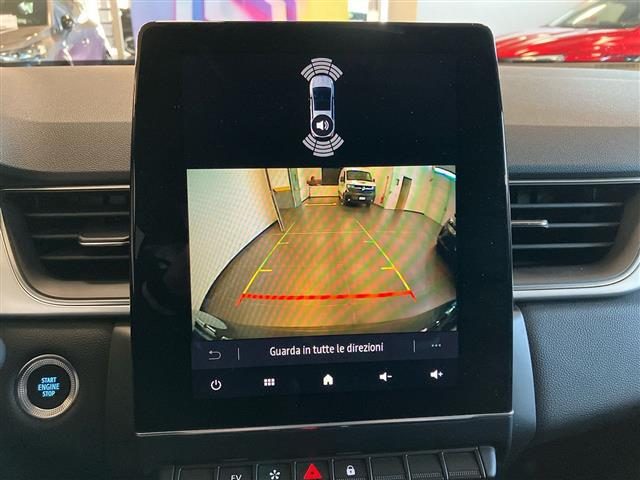 RENAULT Captur usata, con Bracciolo