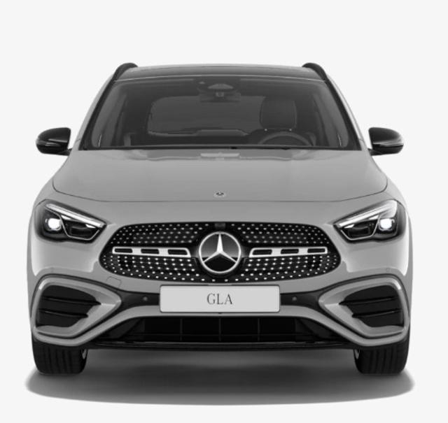 MERCEDES-BENZ GLA 200 usata, con Airbag