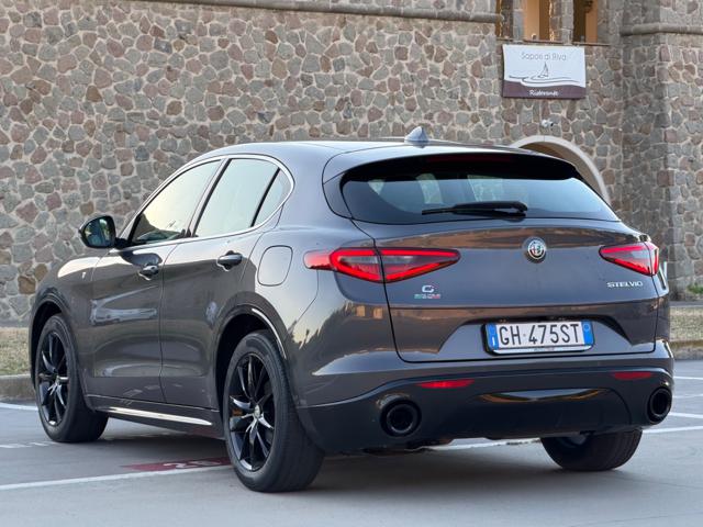ALFA ROMEO Stelvio usata, con Autoradio