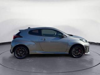 TOYOTA Yaris usata, con Boardcomputer