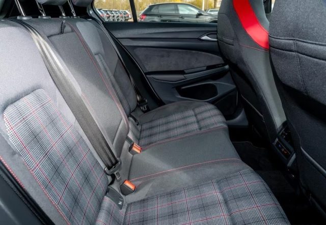 VOLKSWAGEN Golf usata, con Boardcomputer