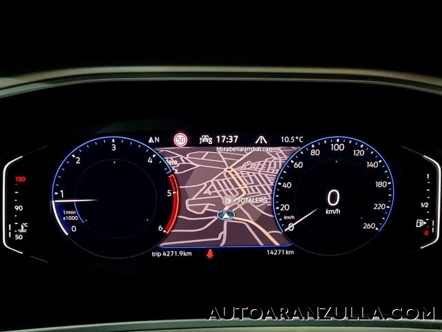 VOLKSWAGEN T-Roc usata, con Cruise Control