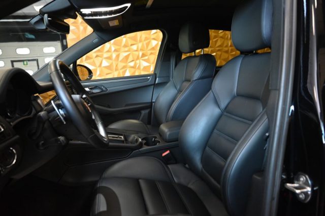 PORSCHE Macan usata 208