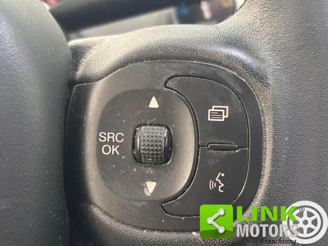 FIAT Panda Cross usata, con USB