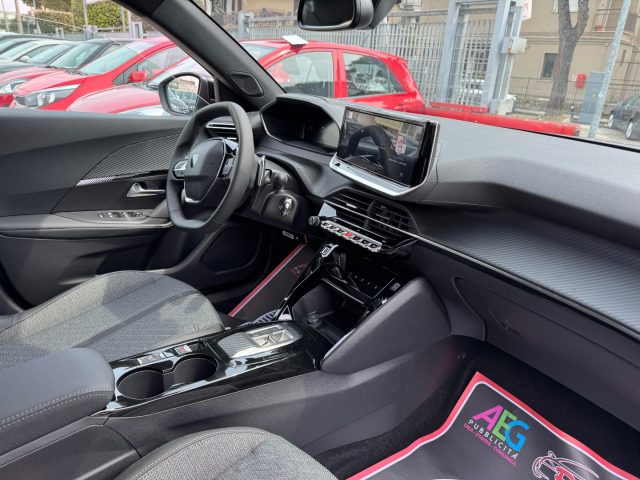 PEUGEOT 2008 usata, con Touch screen