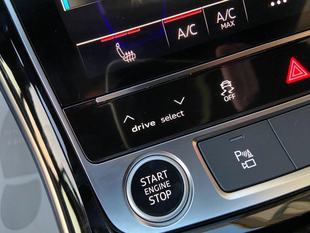 AUDI A8 usata, con Touch screen