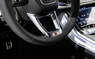 AUDI Q8 usata, con Chiusura centralizzata