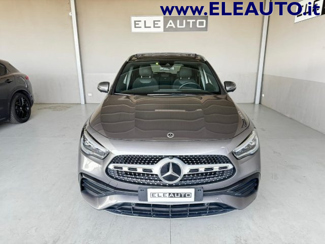 MERCEDES-BENZ GLA 200 usata, con Airbag