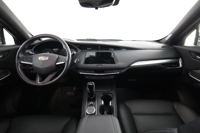CADILLAC XT4 usata 10
