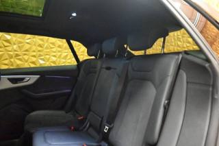 AUDI Q8 usata 32