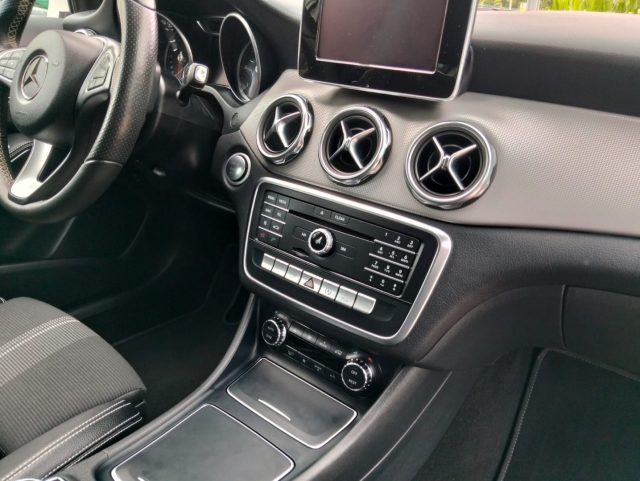 MERCEDES-BENZ GLA 180 usata, con Controllo trazione