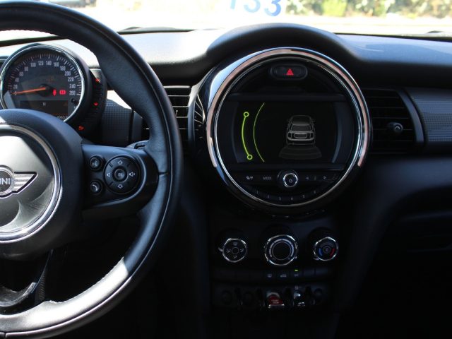 MINI One usata, con Bluetooth