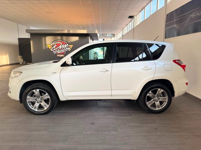 TOYOTA RAV 4 usata, con Controllo automatico clima