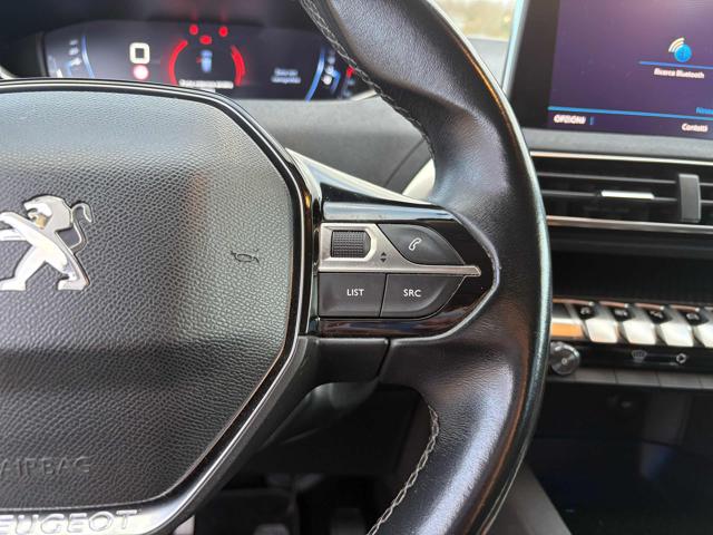 PEUGEOT 3008 usata, con Fendinebbia