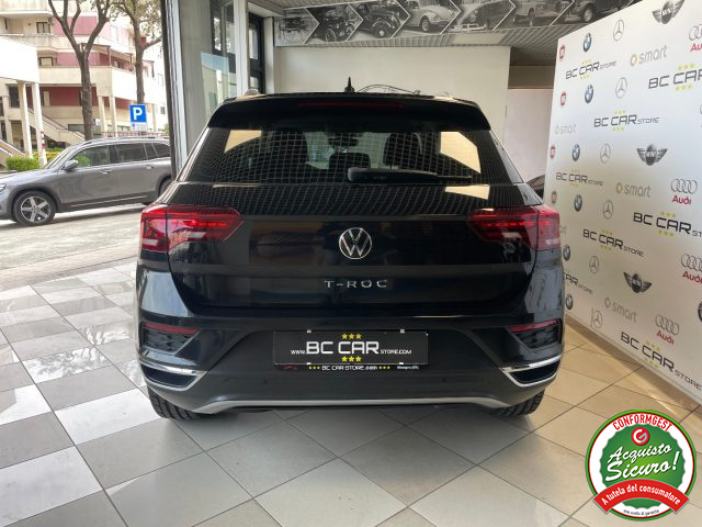 VOLKSWAGEN T-Roc usata, con Alzacristalli elettrici