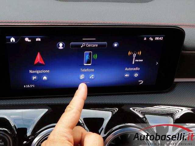 MERCEDES-BENZ CLA 220 usata, con Telecamera per parcheggio assistito