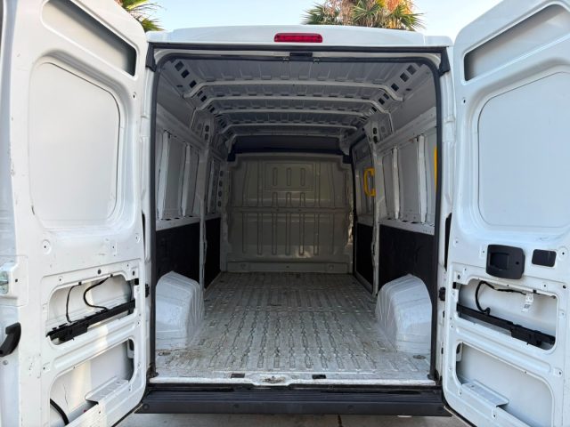OPEL Movano usata, con Boardcomputer