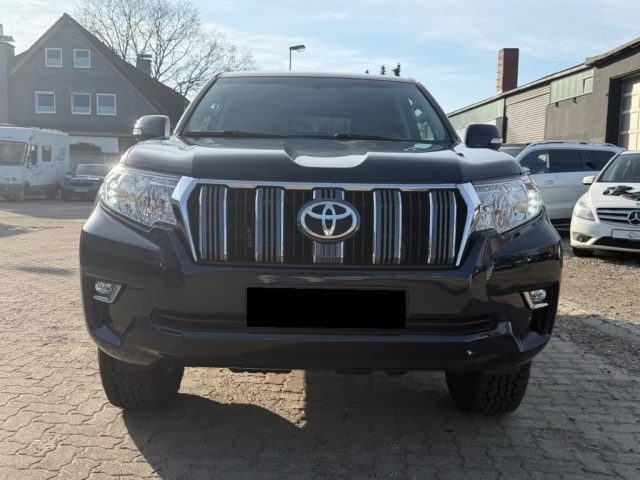 TOYOTA Land Cruiser usata, con Airbag