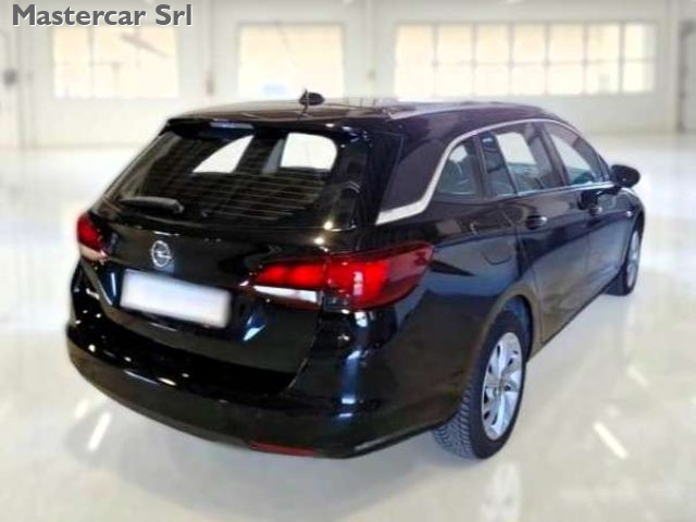 OPEL Astra usata, con Immobilizzatore elettronico
