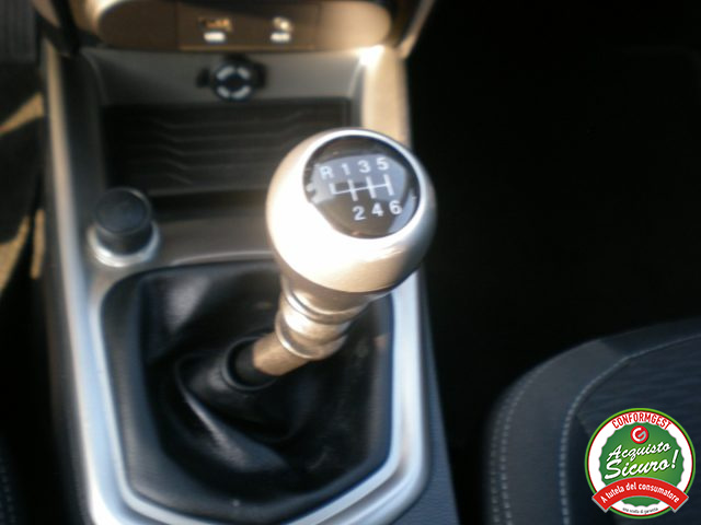 SSANGYONG Tivoli usata, con Volante multifunzione